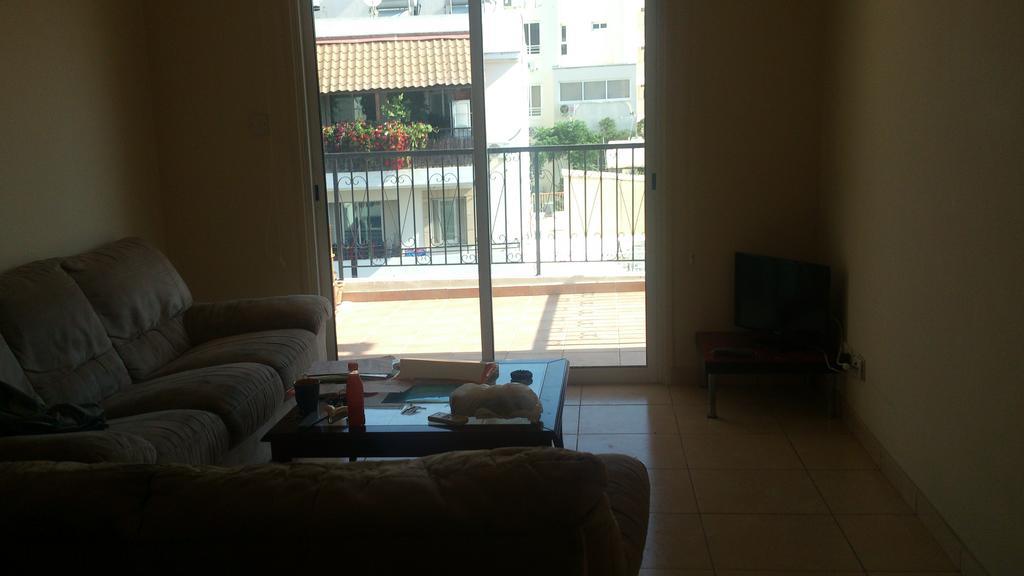 Carisa Olympic Court Apartment Larnaca Pokoj fotografie