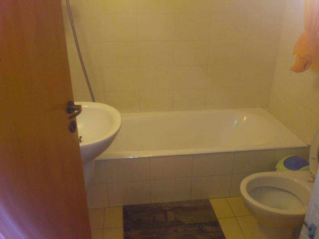 Carisa Olympic Court Apartment Larnaca Pokoj fotografie